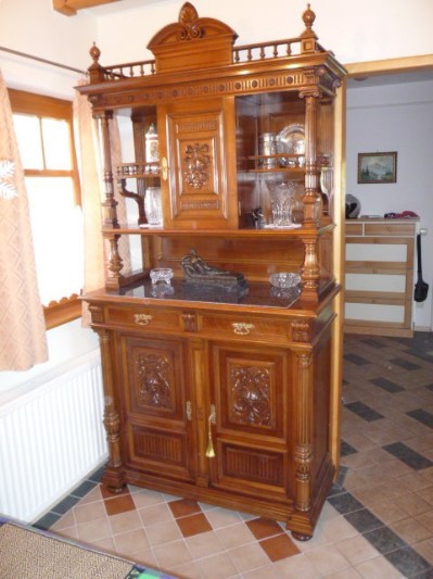 Kis tálaló
